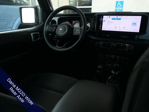 Used 2024 Jeep Wrangler Unlimited Sport AWD/4WD image 27