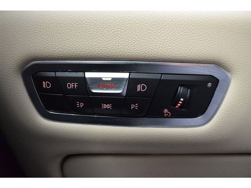 Used 2020 BMW X5 xDrive40i w/ Premium Package image 37