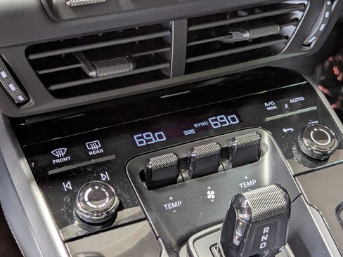 Used 2025 Porsche 911 Carrera S image 32