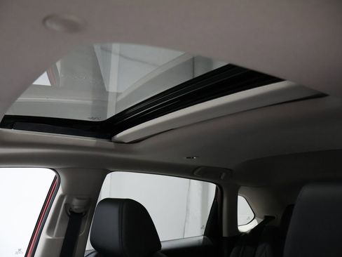 Used 2025 Honda HR-V EX-L image 10