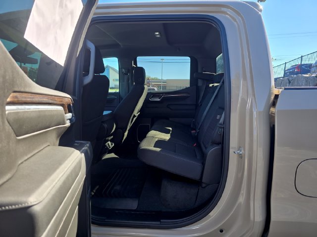 Used 2023 GMC Sierra 1500 Elevation AWD/4WD image 15