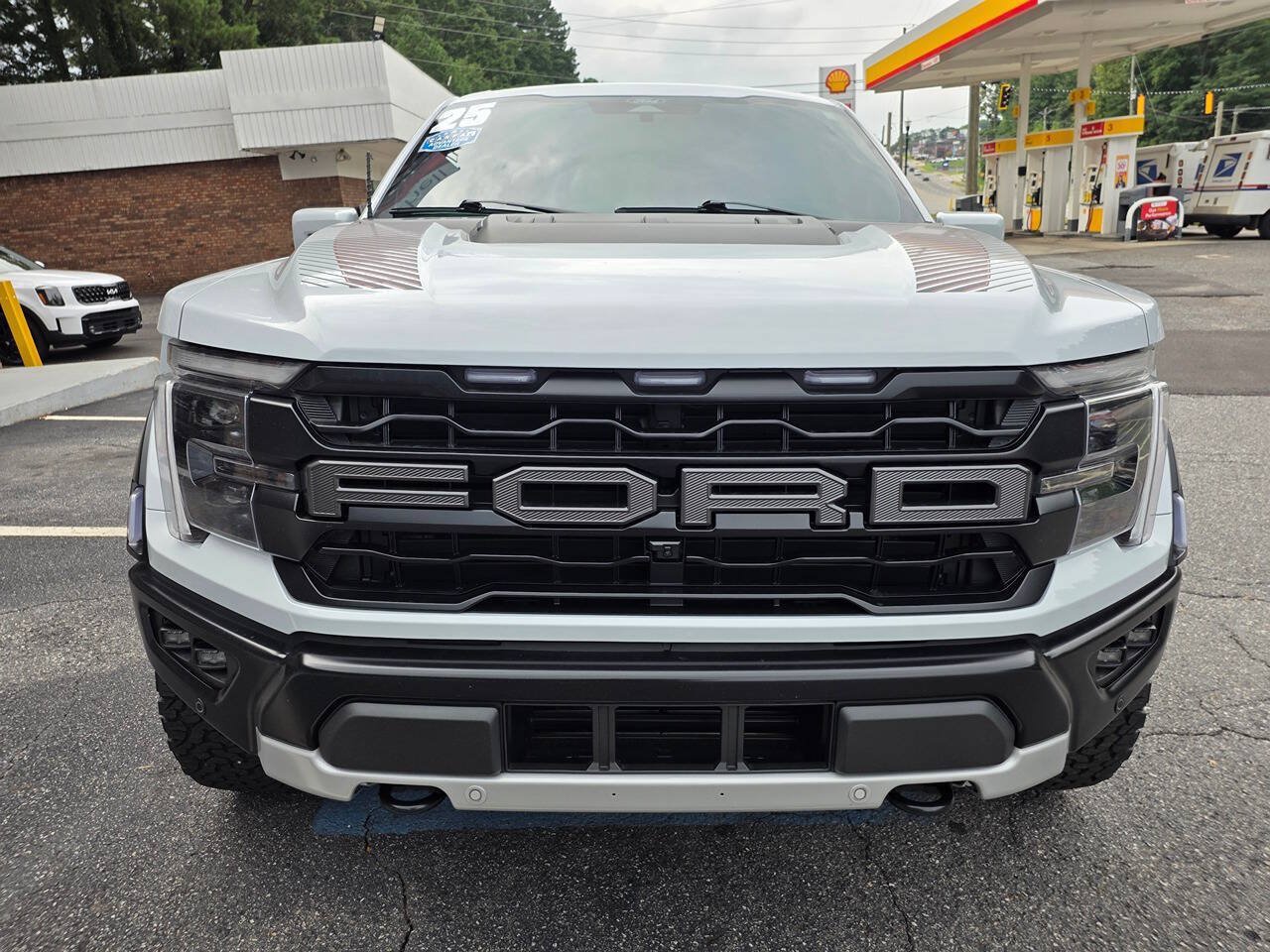 Used 2025 Ford F150 Raptor AWD/4WD image 10