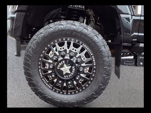 Used 2025 Ford F450 Platinum w/ Platinum Plus Package image 39