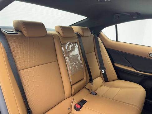 Used 2025 Lexus IS 300 300 CAM,SUNROOF,CLMT STS,BLIND w/ Premium Package image 46