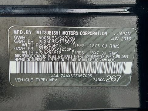 Used 2016 Mitsubishi Outlander GT image 33