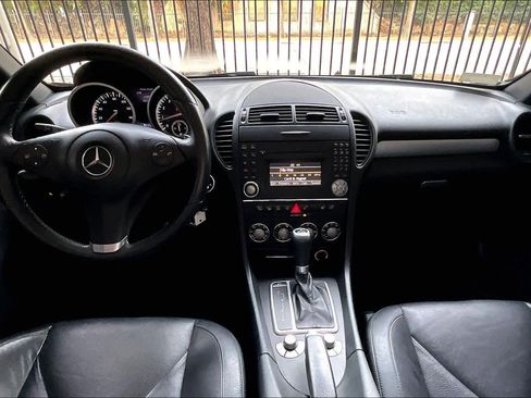 Used 2009 Mercedes-Benz SLK 350 image 14