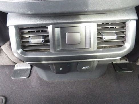 Certified 2023 Ford F150 Lariat image 18