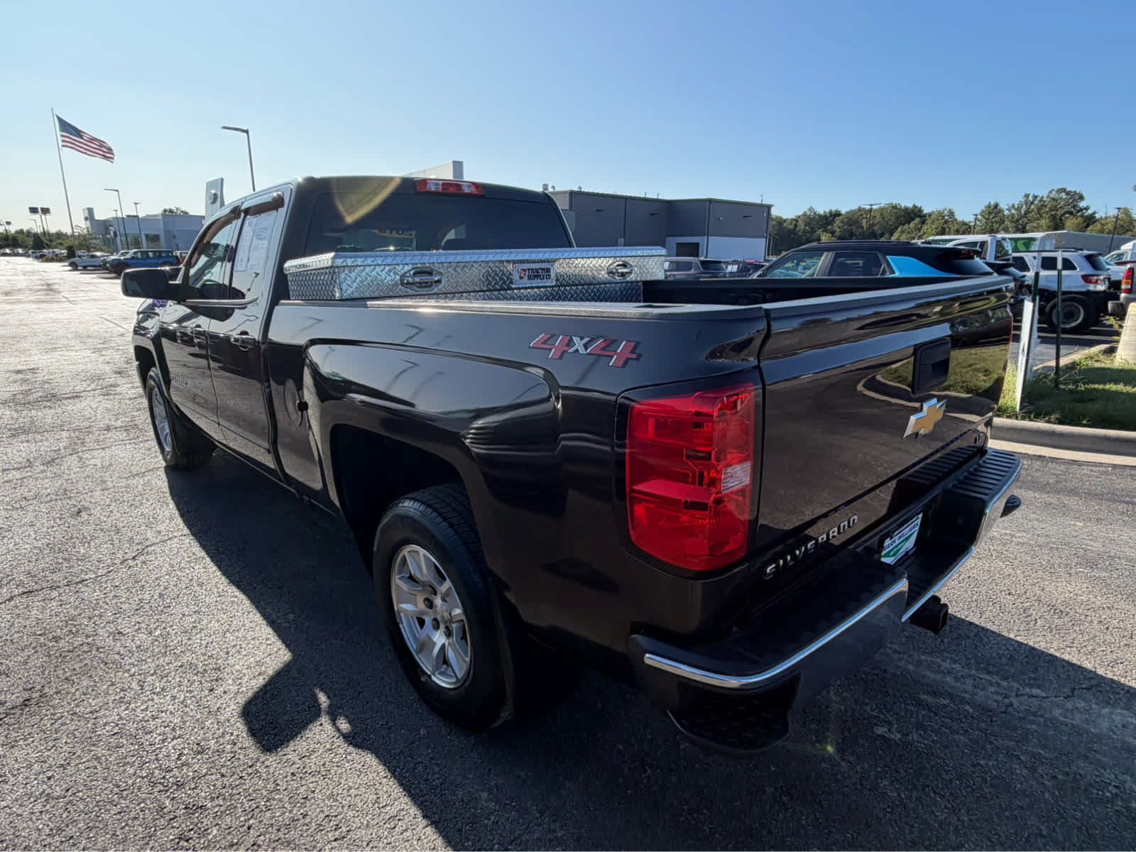 Used 2019 Chevrolet Silverado 1500 LT AWD/4WD image 7