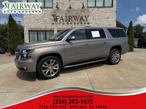 Used 2019 Chevrolet Suburban Premier RWD image 1