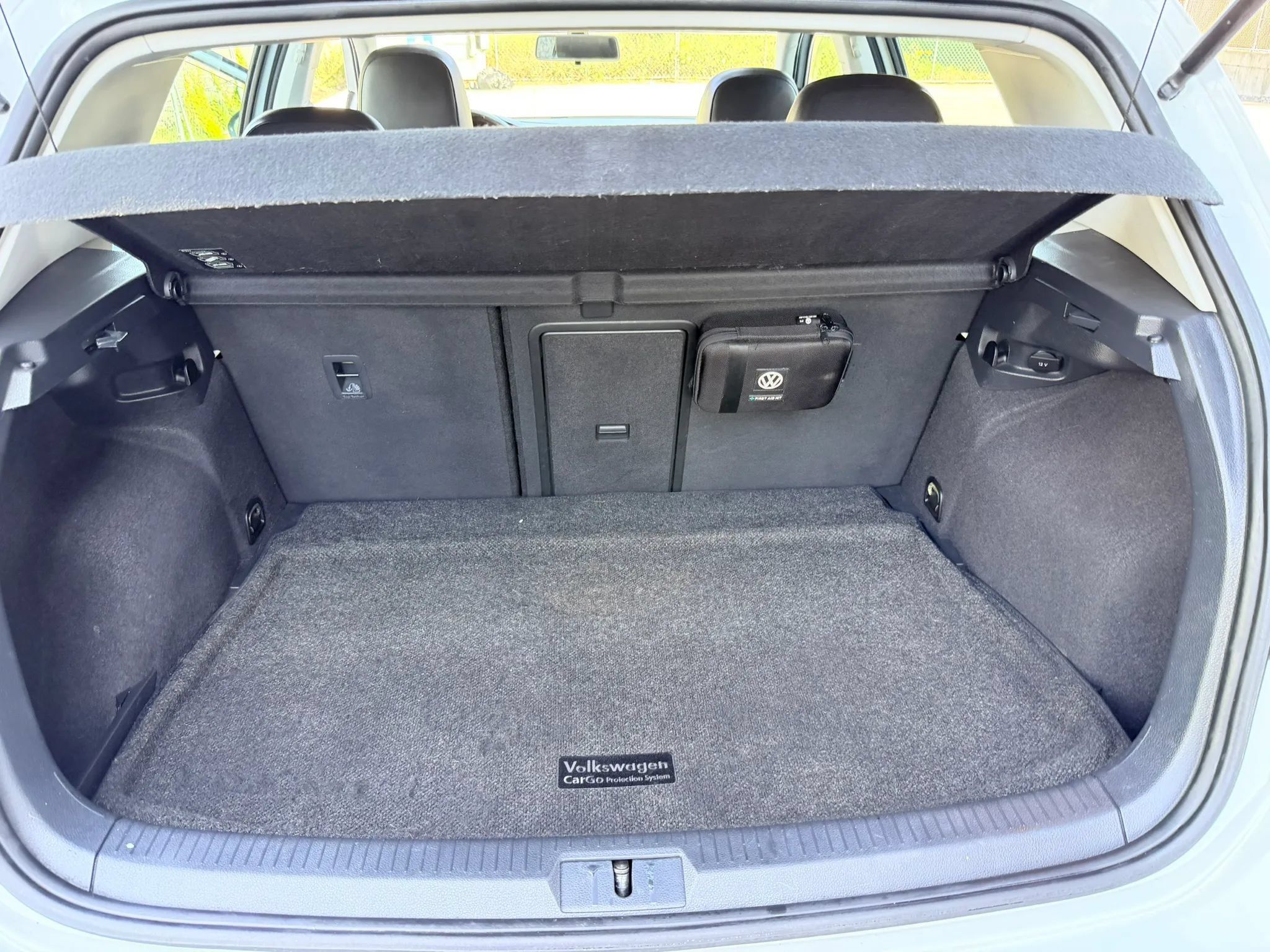 Used 2015 Volkswagen Golf SE FWD image 18