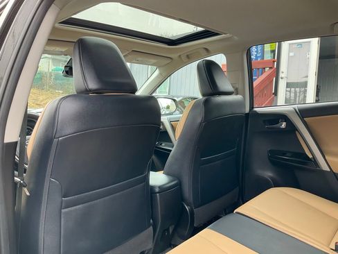 Used 2017 Toyota RAV4 Limited w/ Advanced Technology Package FWD image 39