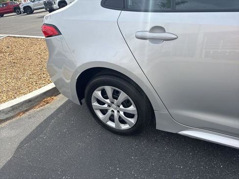 Certified 2025 Toyota Corolla LE image 20
