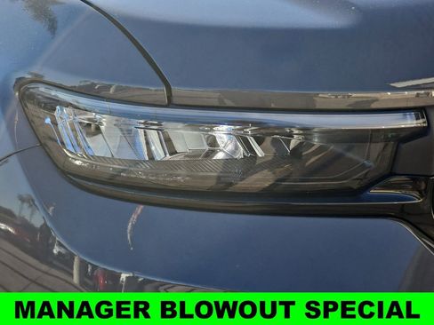 New 2025 Jeep Grand Cherokee Altitude AWD/4WD image 34
