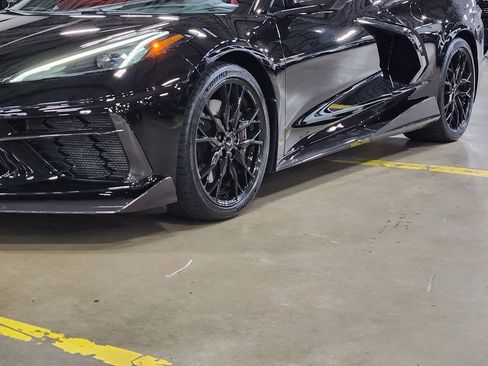 Used 2023 Chevrolet Corvette Stingray Premium Cpe w/ Z51 Performance Package RWD image 17