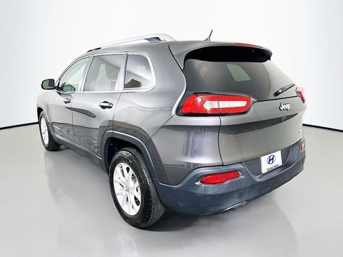Used 2015 Jeep Cherokee Latitude w/ Comfort/Convenience Group FWD image 7