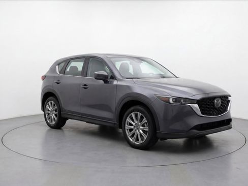 Used 2023 MAZDA CX-5 Signature AWD/4WD image 2
