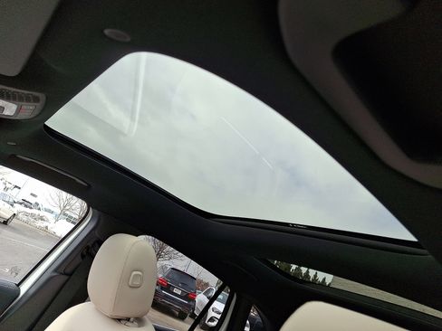 New 2026 Mercedes-Benz GLA 250 4MATIC image 12