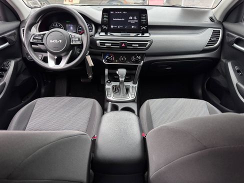 Used 2023 Kia Seltos LX image 25