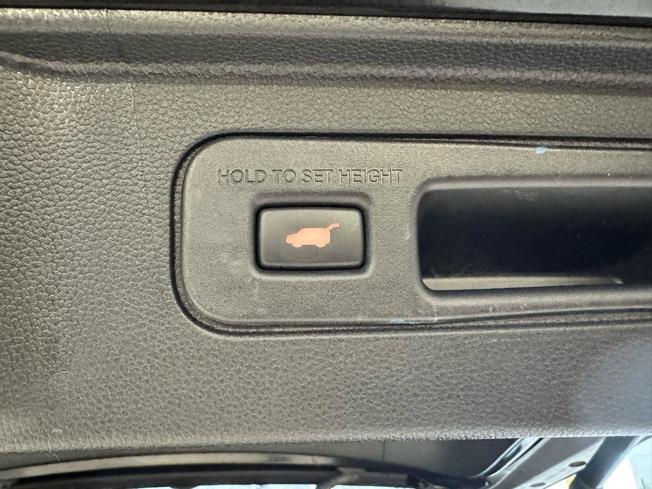 Used 2023 Honda Pilot Elite image 28