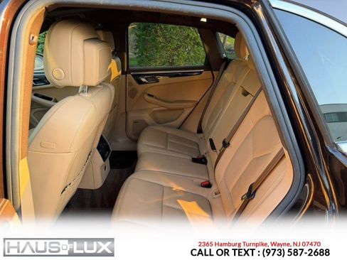 Used 2017 Porsche Macan S image 11