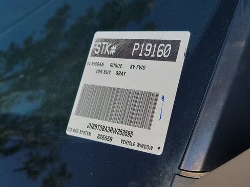 Used 2024 Nissan Rogue SV w/ SV Premium Package FWD image 29
