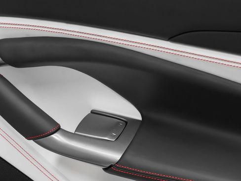 Used 2022 Ferrari F8 Tributo RWD image 36