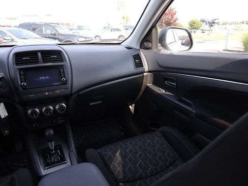 Used 2024 Mitsubishi Outlander Sport ES AWD/4WD image 24