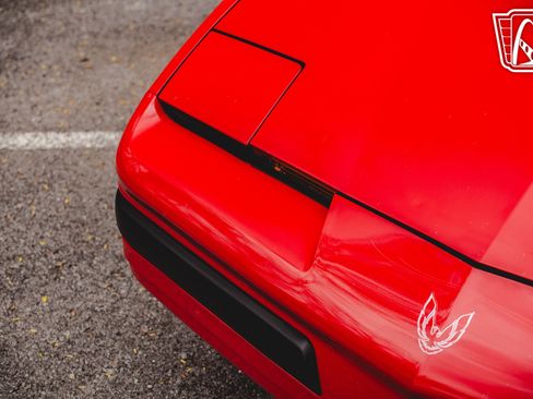 Used 1989 Pontiac Firebird Formula RWD image 31