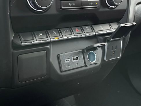 New 2026 Chevrolet Silverado 1500 Custom Trail Boss AWD/4WD image 19