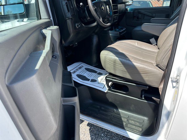 Used 2019 Chevrolet Express 2500 w/ Driver Convenience Package RWD image 30
