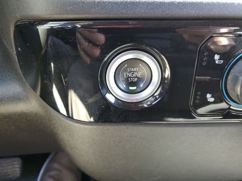 Used 2022 Chevrolet Silverado 1500 LT image 17