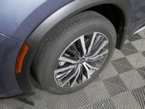 Certified 2025 INFINITI QX60 Sensory w/ Lighting Package (N94) image 10