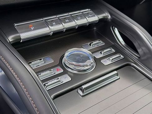 New 2026 Lincoln Nautilus Premier w/ Equipment Group 102A AWD/4WD image 18