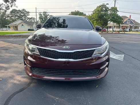Used 2016 Kia Optima LX w/ Option Group 014 FWD image 4