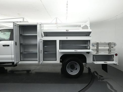 New 2026 Ford F600 2WD Regular Cab Super Duty w/ XL Chrome Package image 24