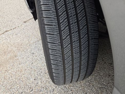 Used 2024 Ford F150 XLT w/ Mobile Office Package image 4