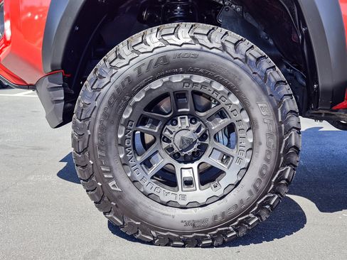 Used 2023 Toyota Tacoma SR w/ SR Convenience Package image 15