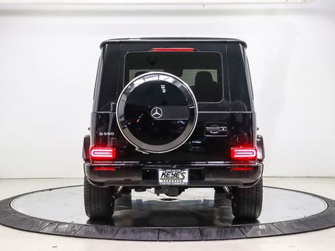 Used 2025 Mercedes-Benz G 550 image 3