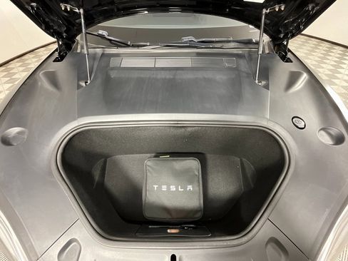 Used 2022 Tesla Model S Plaid image 27