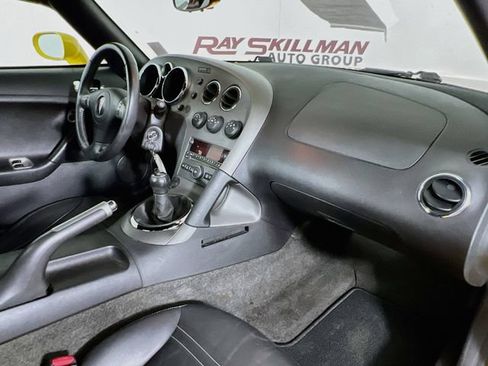 Used 2007 Pontiac Solstice Convertible w/ Premium Package RWD image 30