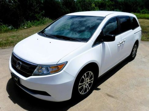 Used 2013 Honda Odyssey EX image 8