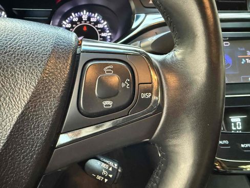 Used 2014 Toyota Avalon Limited image 42