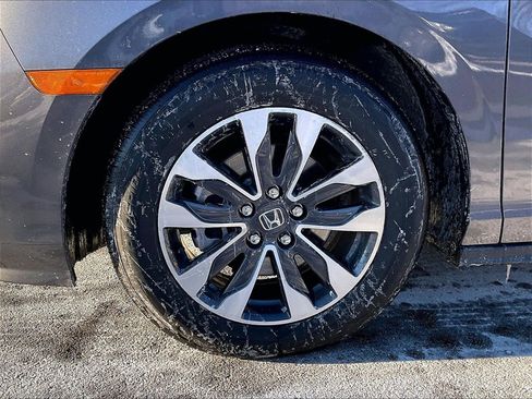 Used 2024 Honda Odyssey EX-L image 7