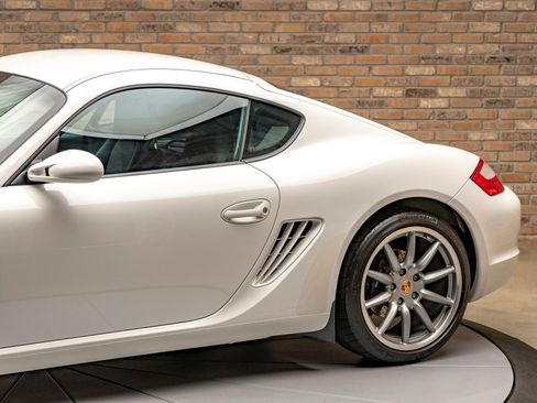 Used 2007 Porsche Cayman image 8