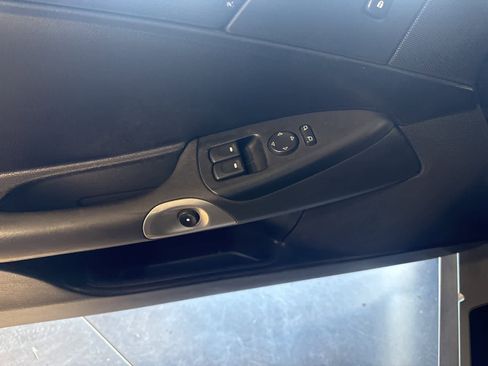 Used 2007 Chevrolet Corvette Coupe image 15