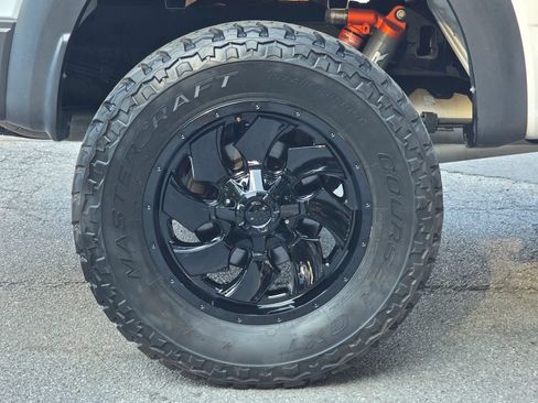 Used 2019 Ford F150 Raptor w/ Equipment Group 802A Luxury AWD/4WD image 42