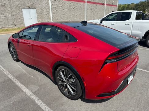 Used 2025 Toyota Prius Limited w/ Limited Premium Package image 4