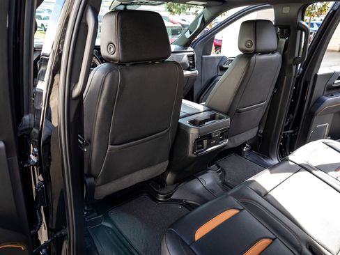 Used 2024 GMC Sierra 3500 AT4 w/ AT4 Premium Plus Package image 33