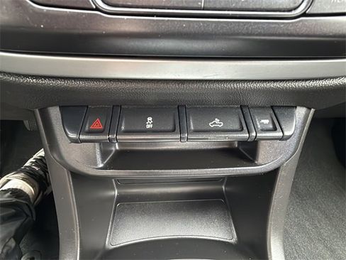 Used 2021 Chevrolet Colorado LT w/ Redline Special Edition image 32