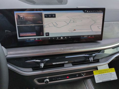 New 2026 BMW X7 xDrive40i w/ Premium Package AWD/4WD image 30